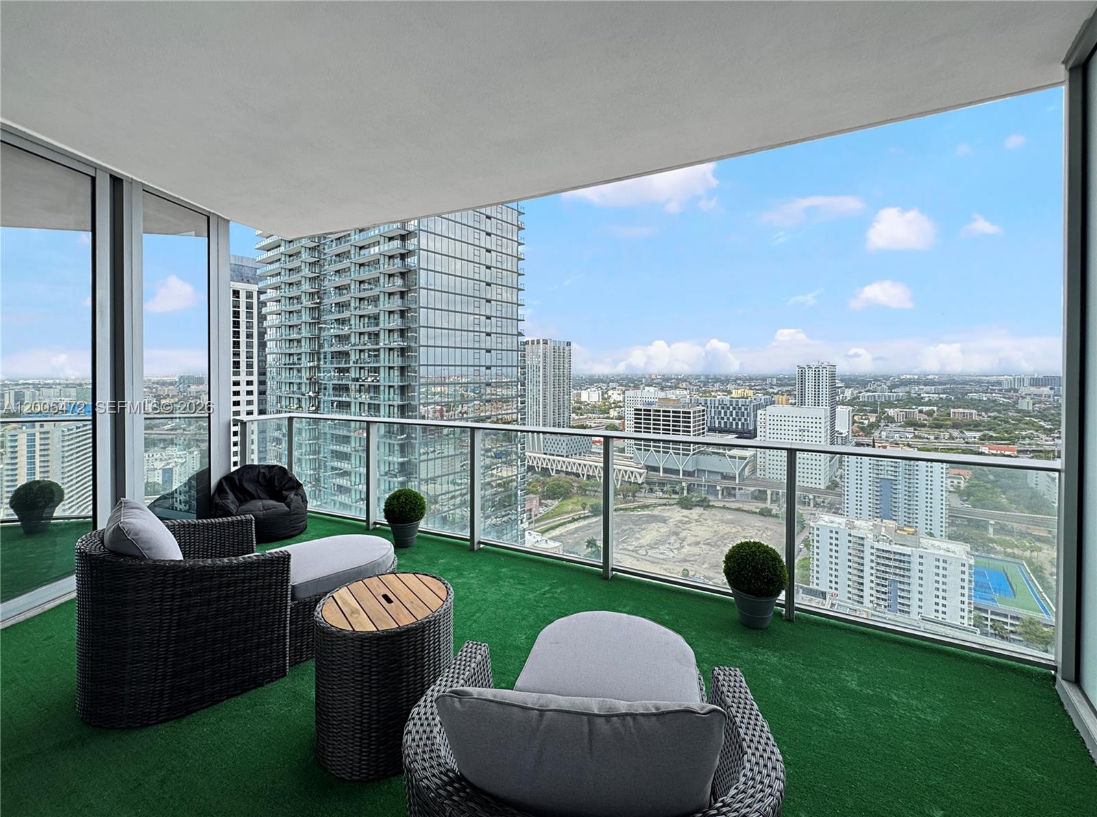 851 NE 1st Ave # 3210