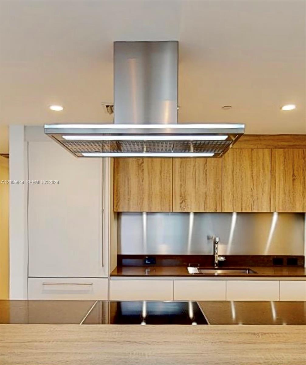 Brickell Flatiron 4907