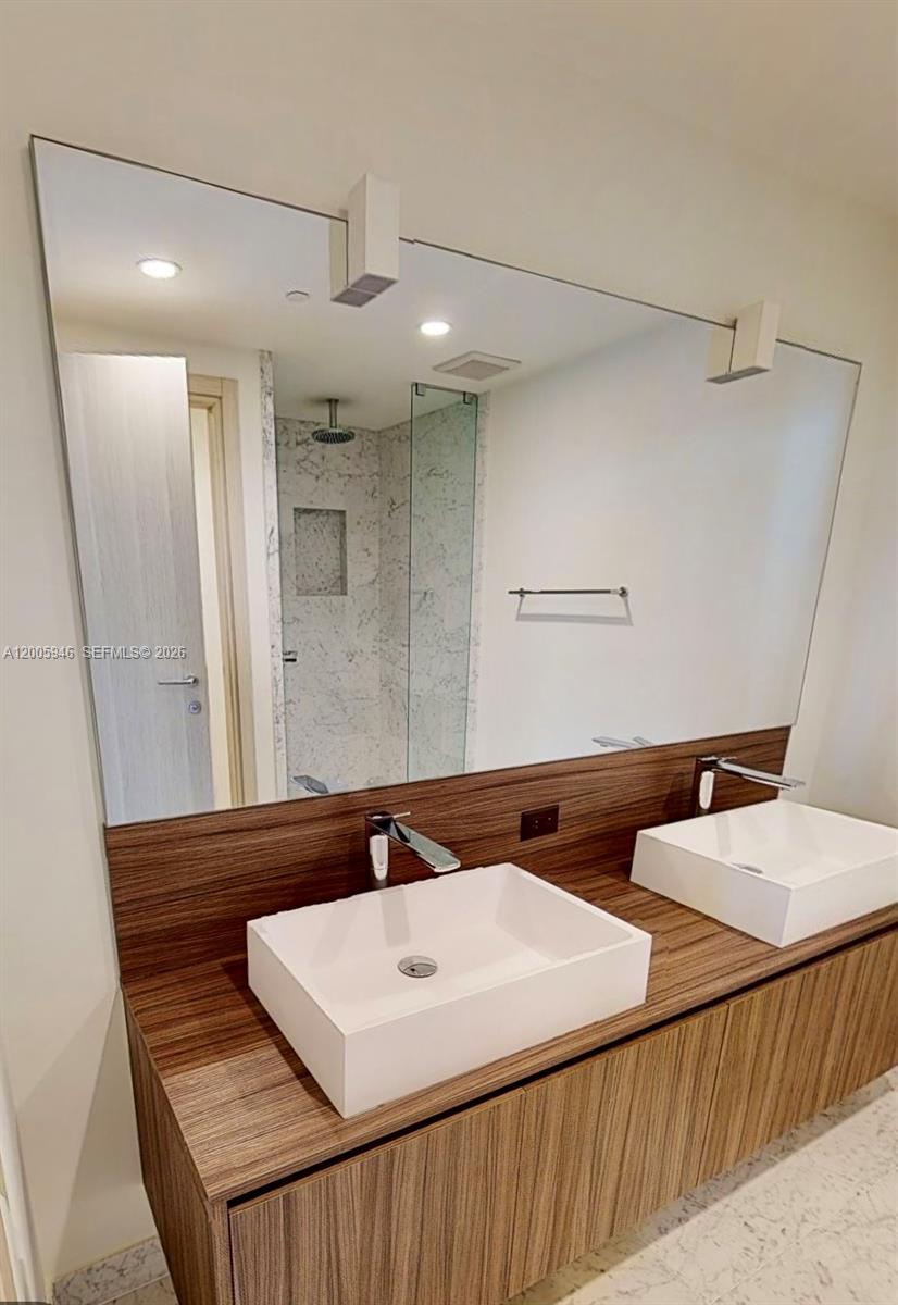 Brickell Flatiron 4907