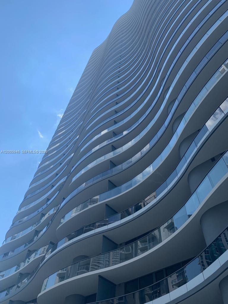 Brickell Flatiron 4907