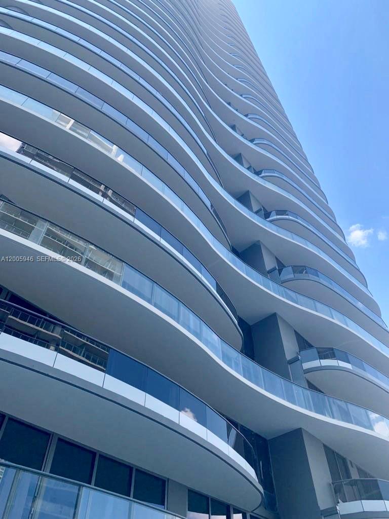 Brickell Flatiron 4907