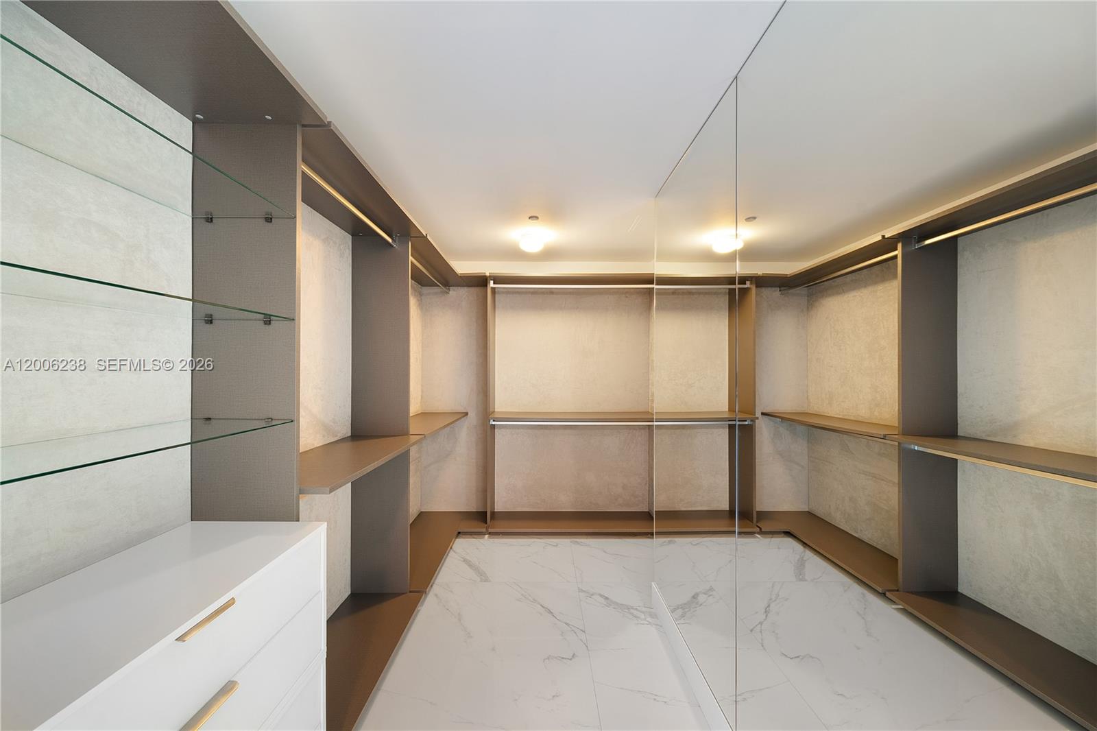 3131 NE 7th Ave Unit: PH5202