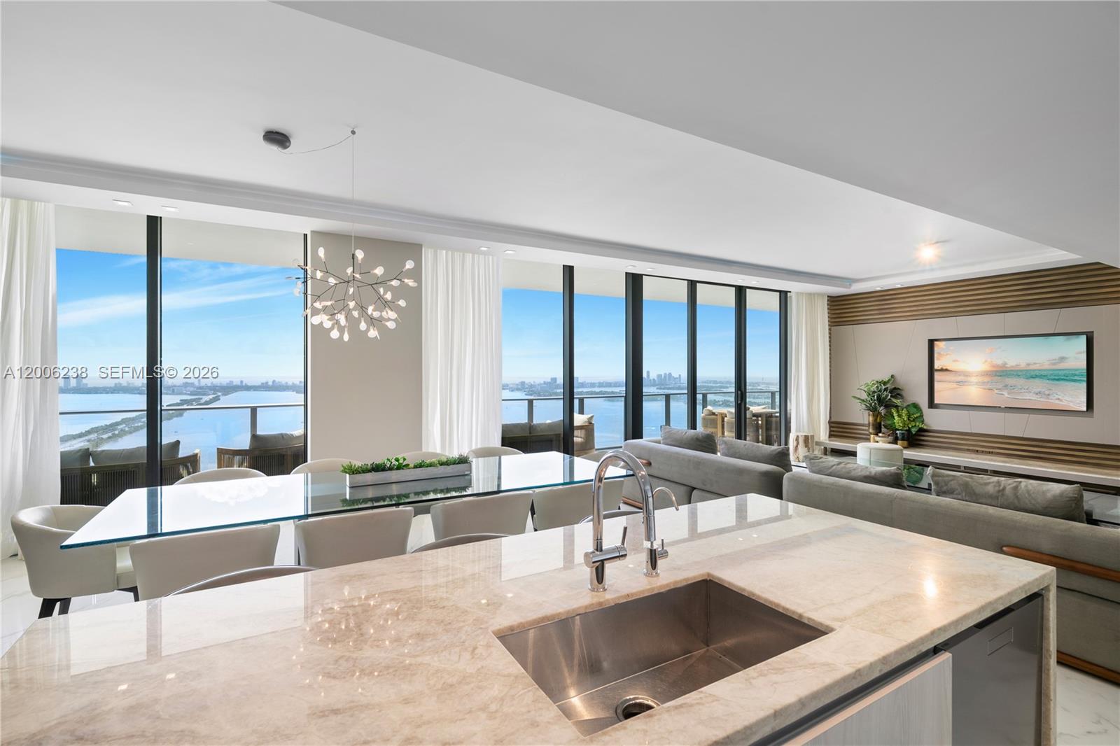 3131 NE 7th Ave Unit: PH5202