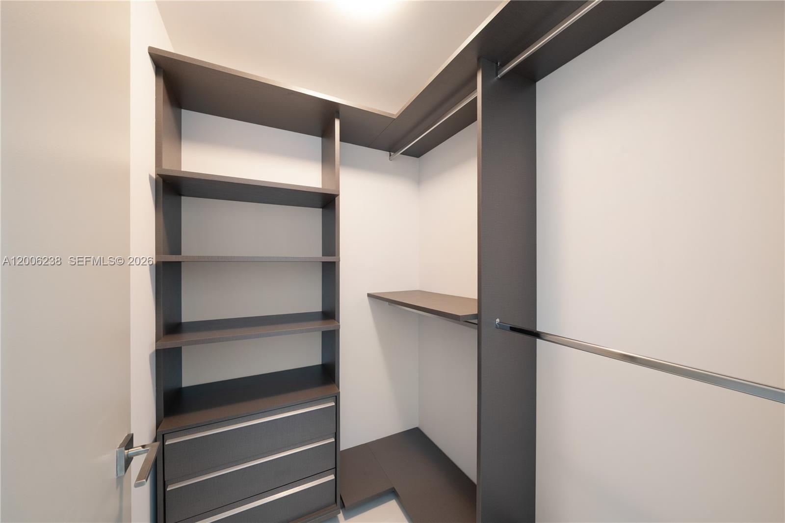 3131 NE 7th Ave Unit: PH5202