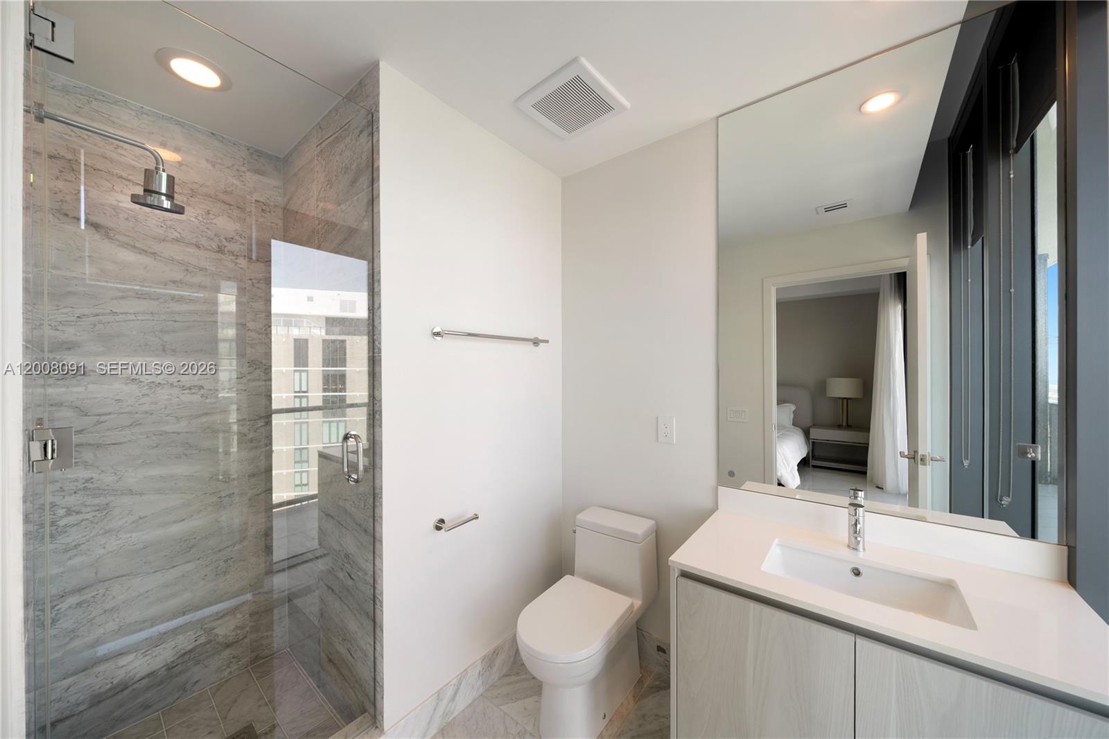 3131 NE 7th Ave Unit: PH5202