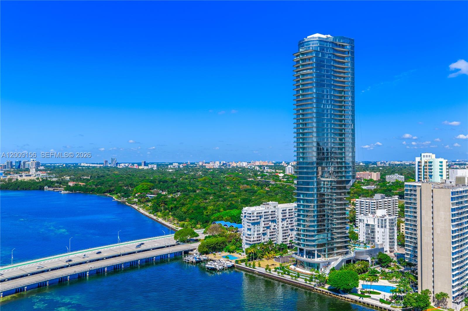 UNA Residences 3403