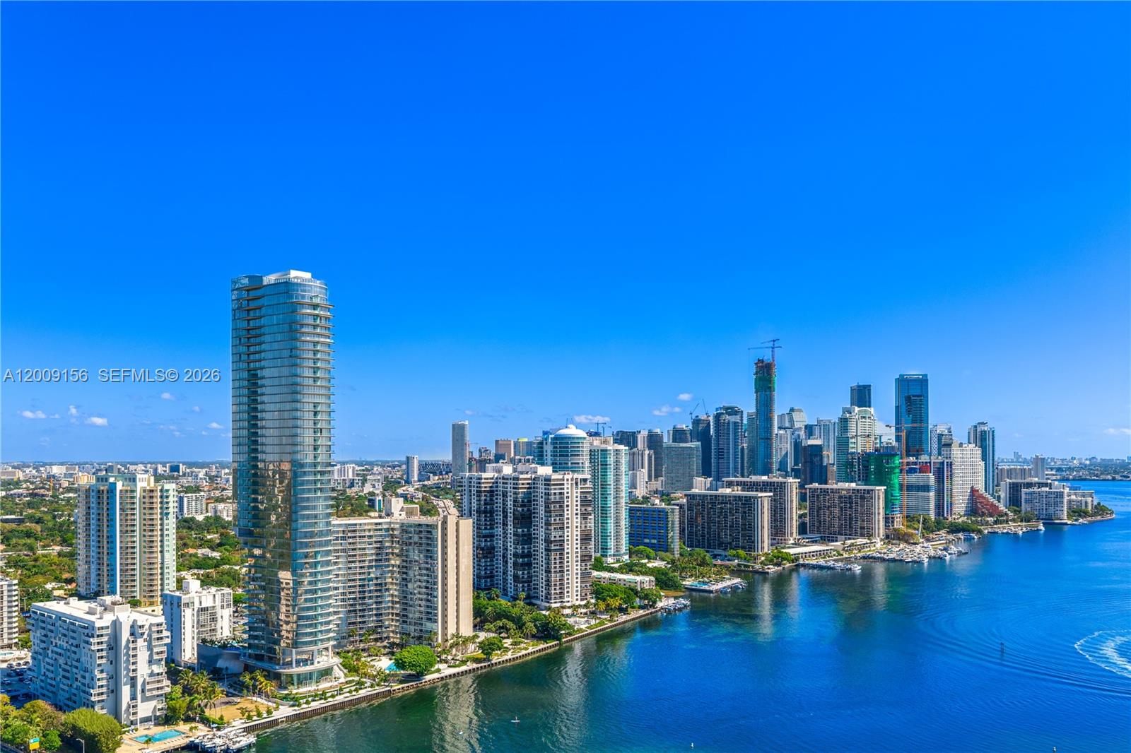 UNA Residences 3403
