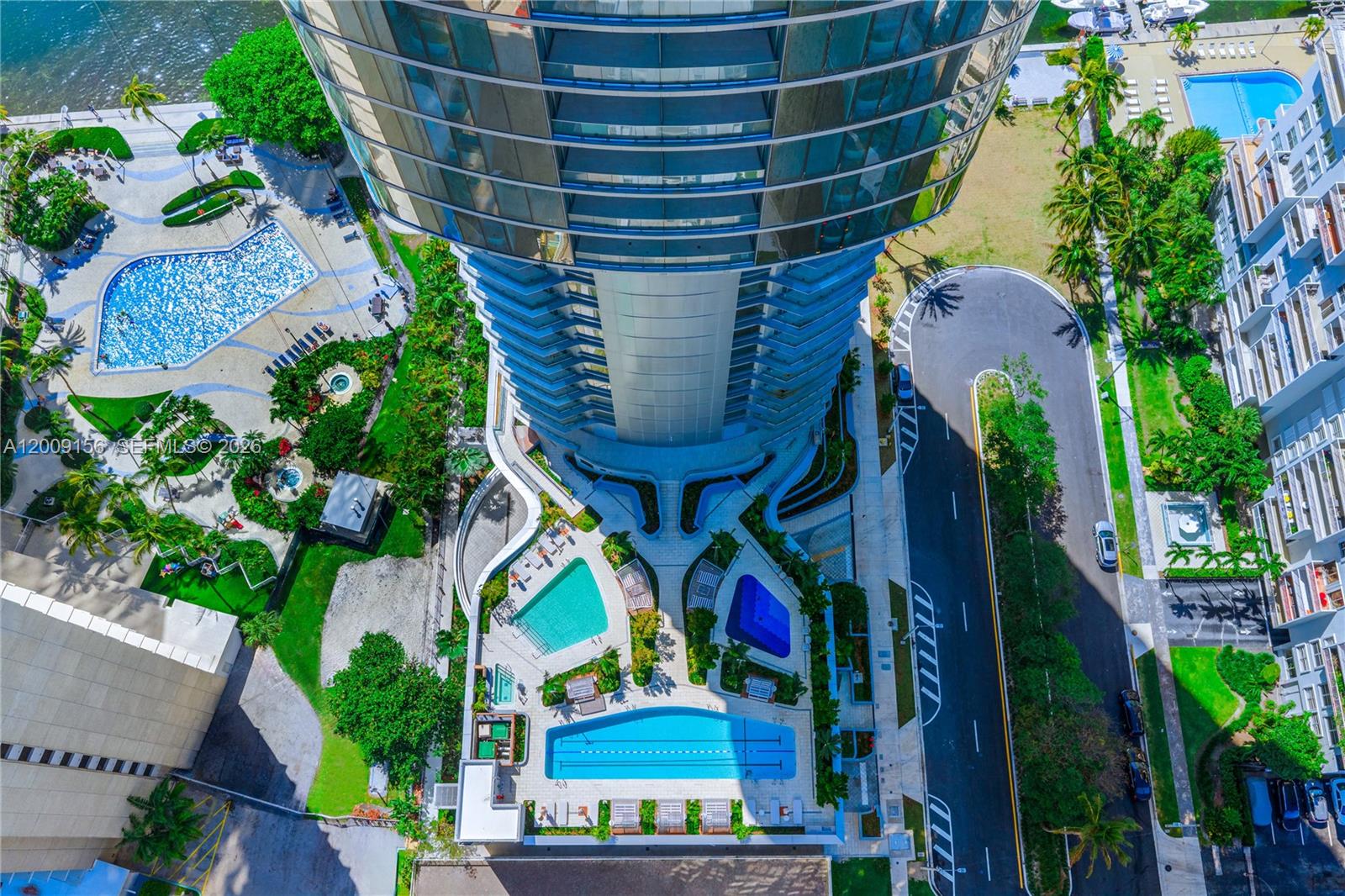 UNA Residences 3403