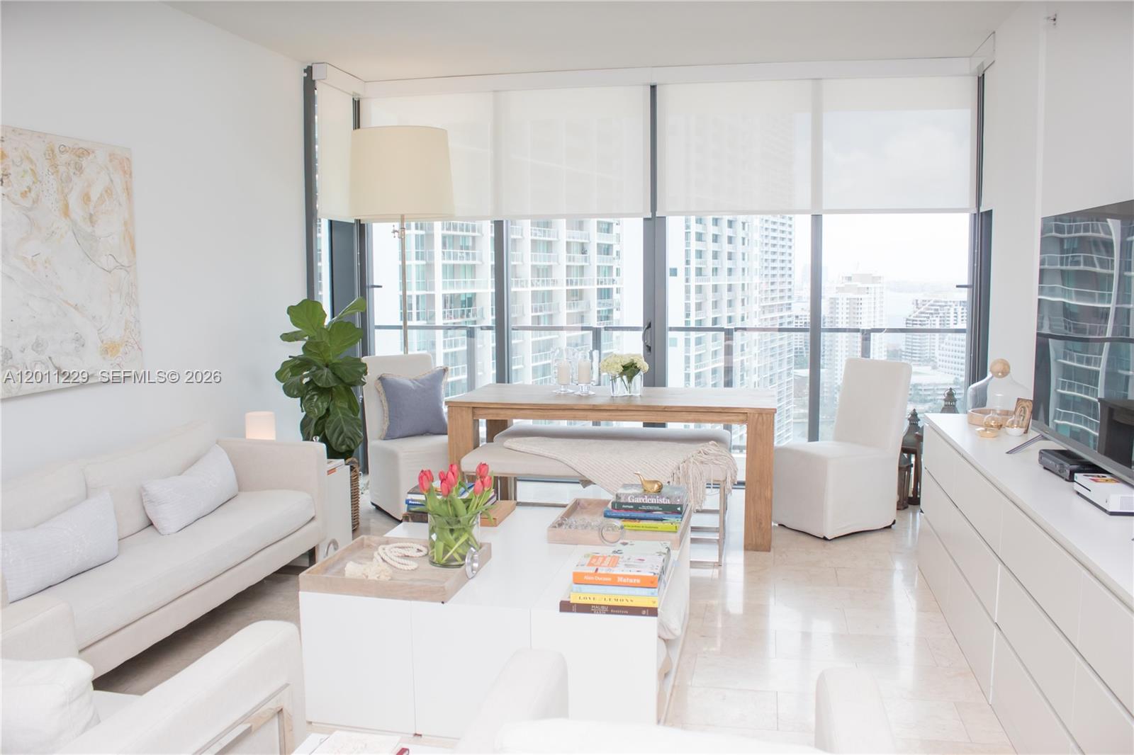 68 SE 6th St # 2209