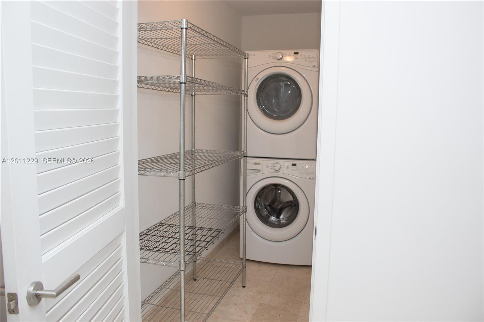 68 SE 6th St # 2209