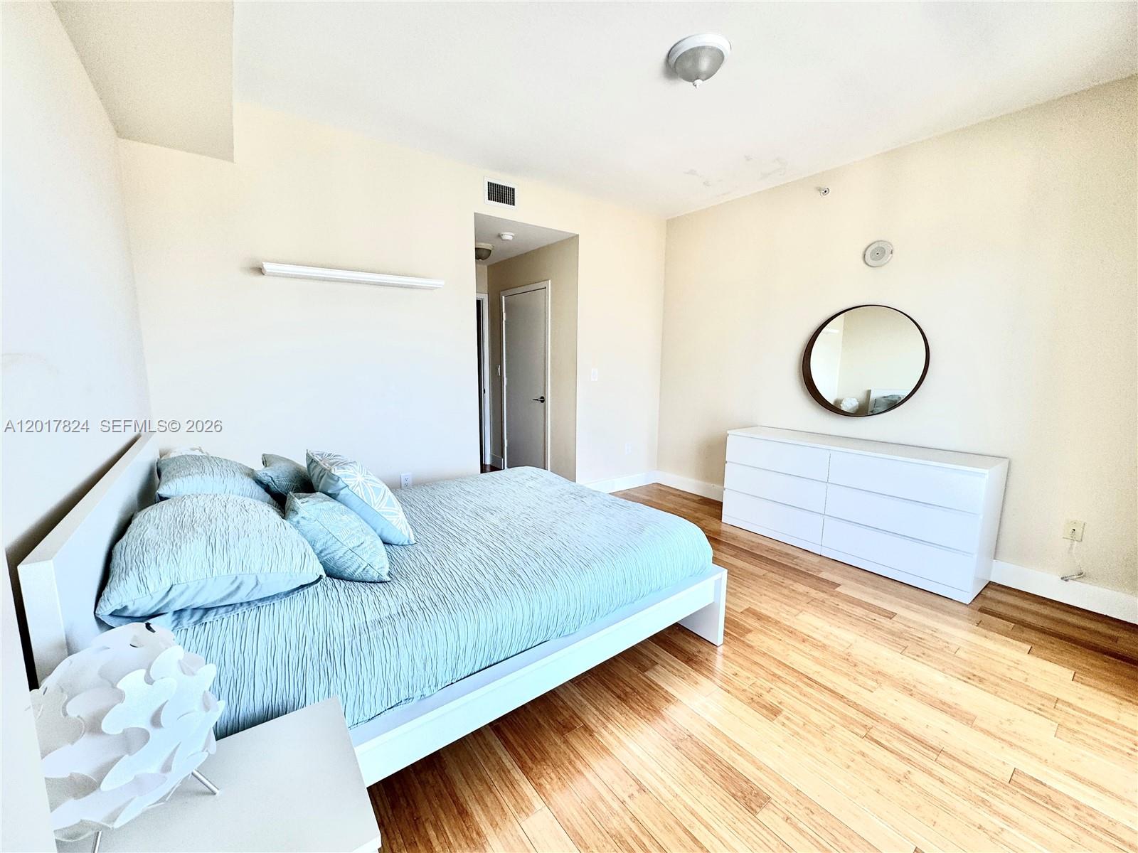 1111 SW 1st Ave Unit: 3524-N