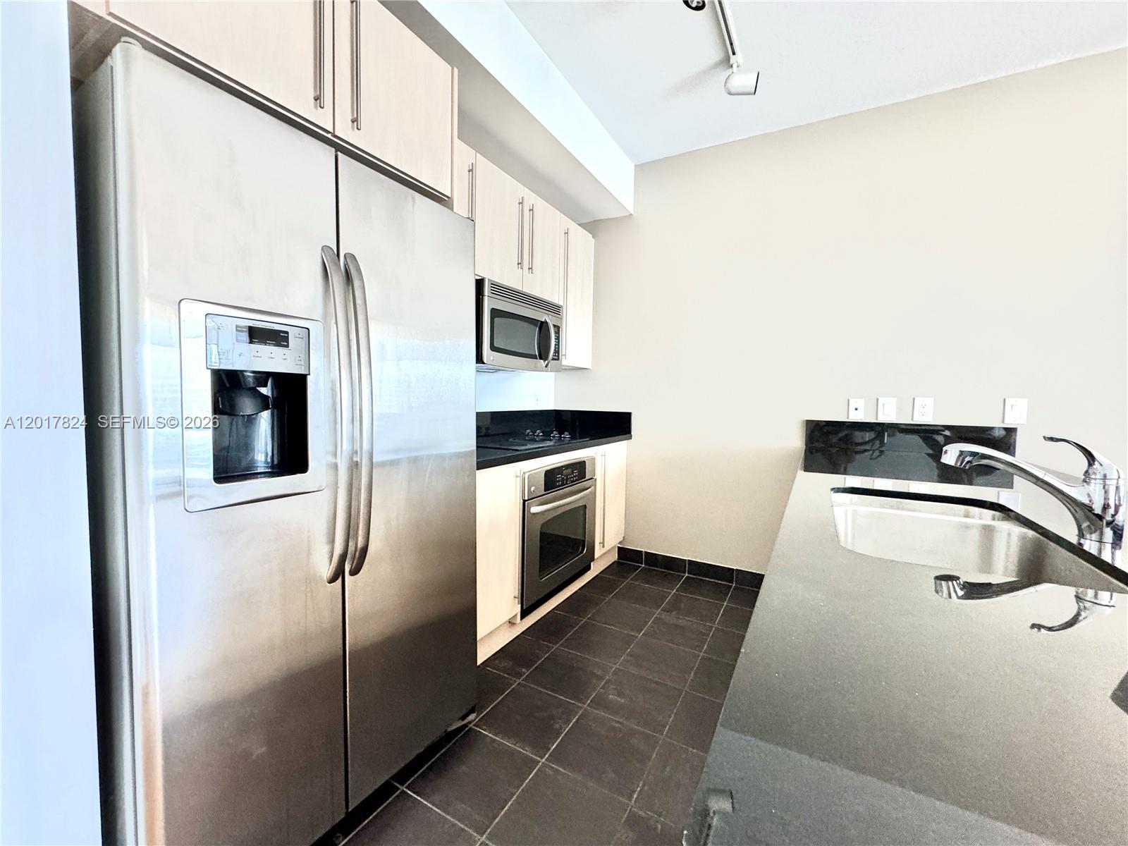 1111 SW 1st Ave Unit: 3524-N