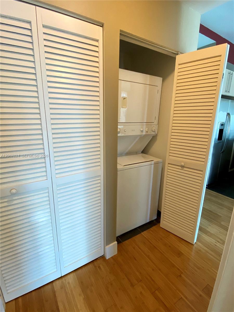 1111 SW 1st Ave Unit: 3524-N
