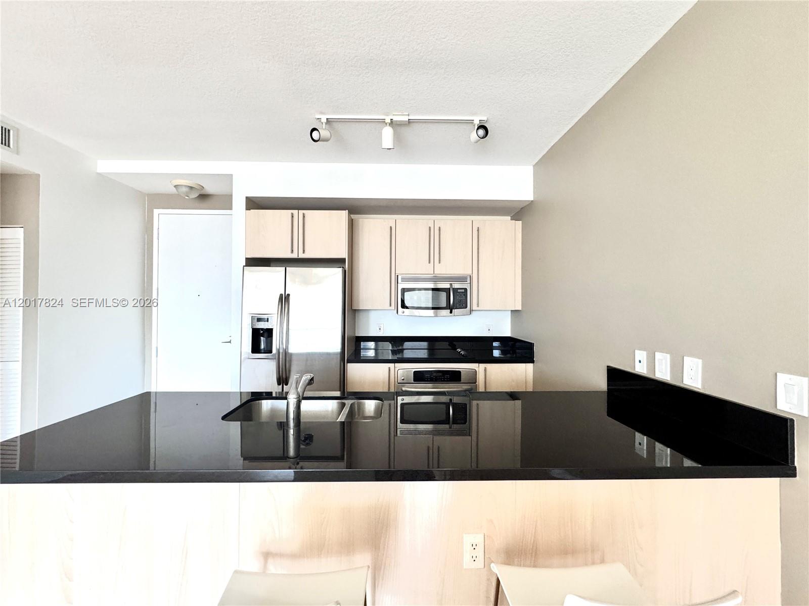 1111 SW 1st Ave Unit: 3524-N