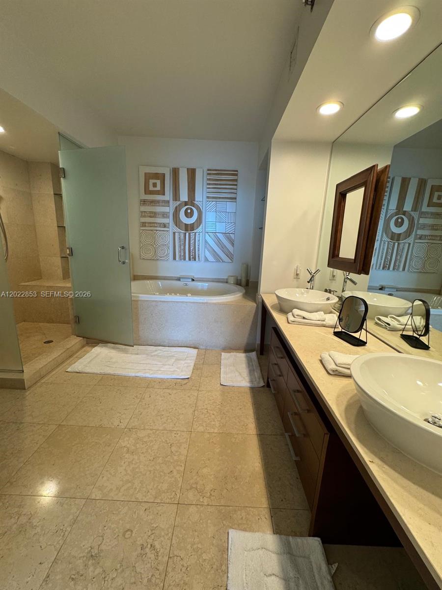 450 Alton Rd # 3505