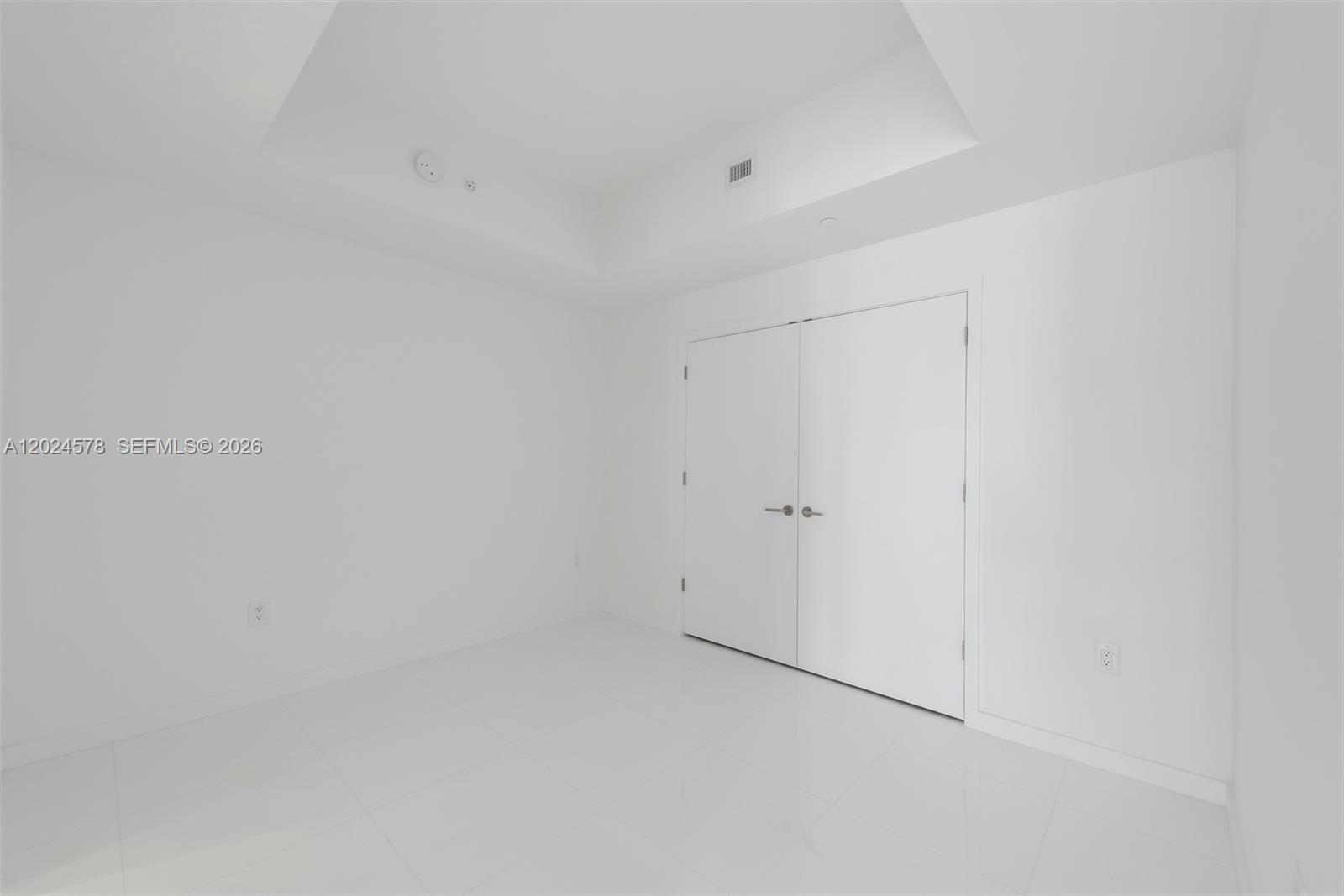 851 NE 1st Ave # 4305