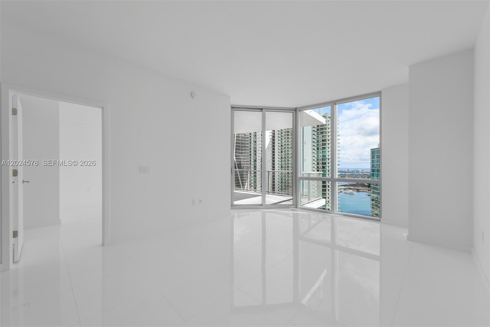 851 NE 1st Ave # 4305