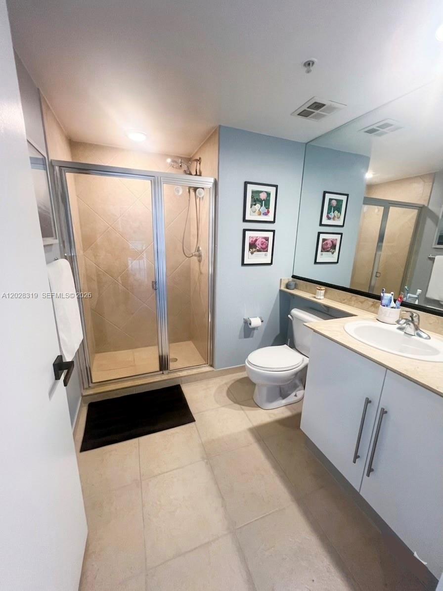 335 S Biscayne Blvd # 3300