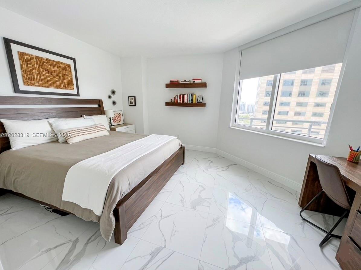 335 S Biscayne Blvd # 3300