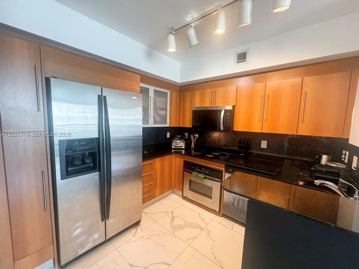 335 S Biscayne Blvd # 3300