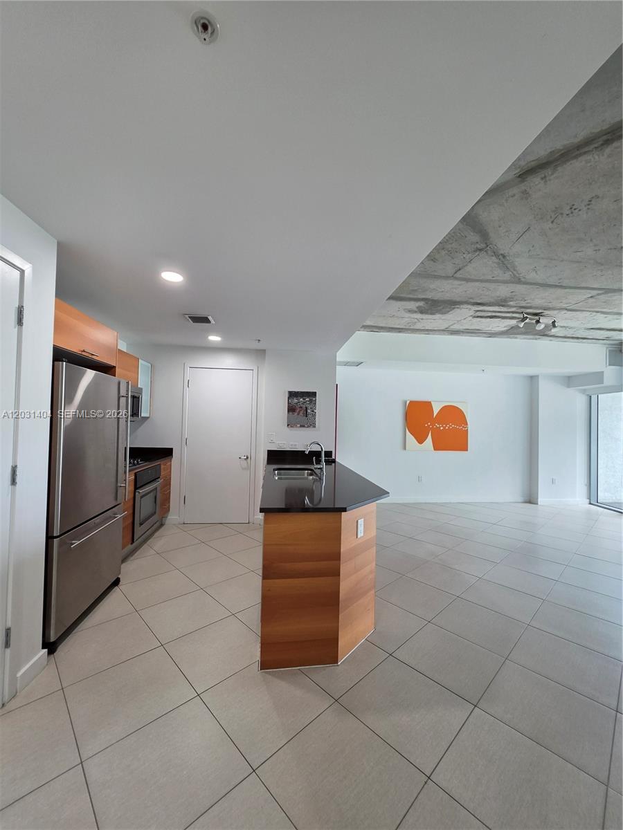 3301 NE 1st Ave # H1206