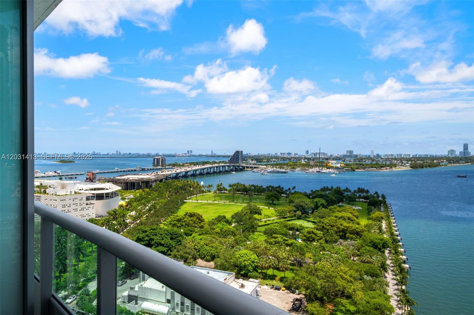 900 Biscayne Bay 2101
