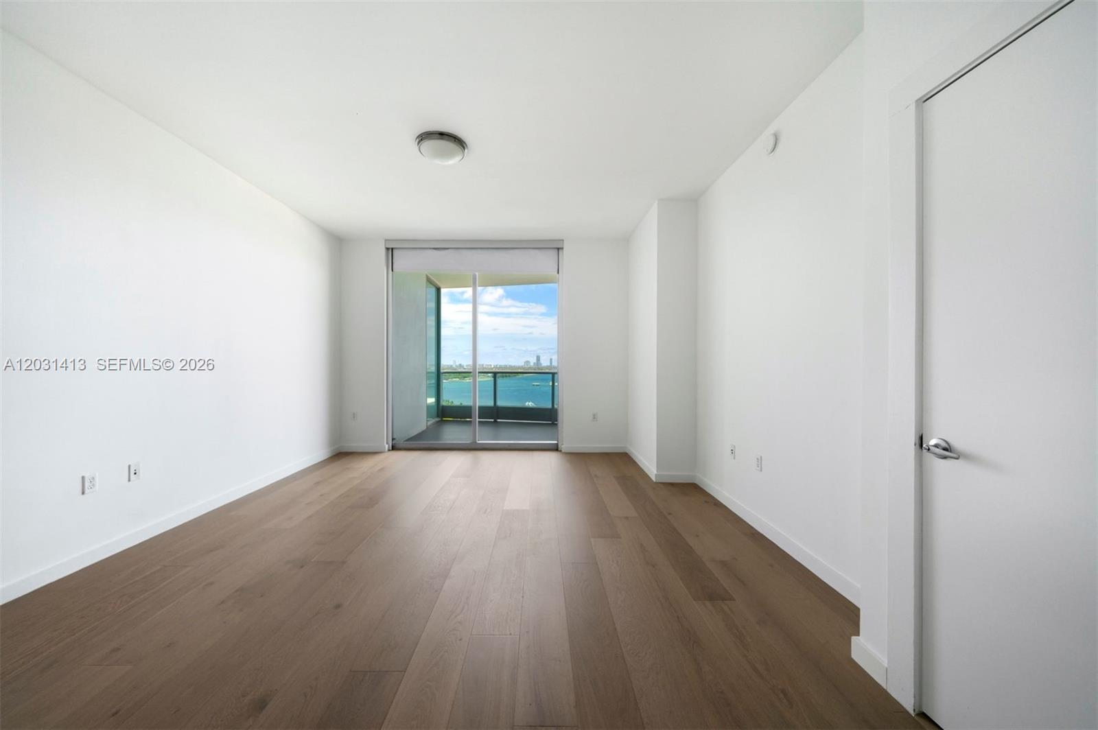 900 Biscayne Bay 2101
