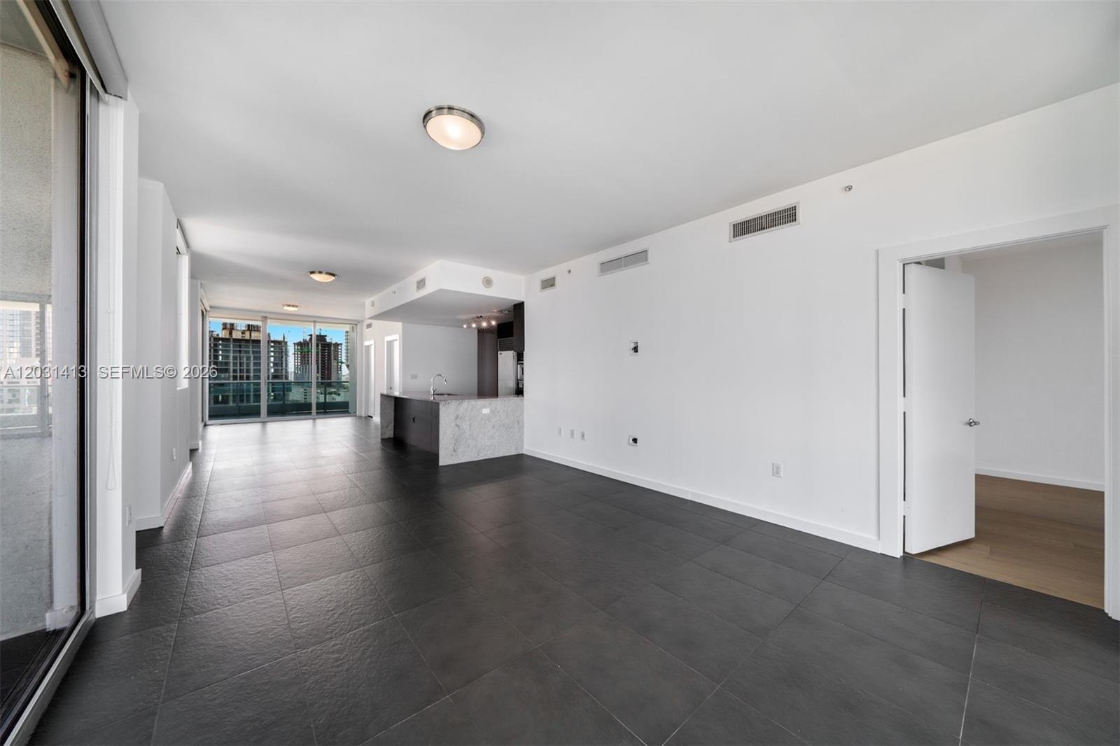 900 Biscayne Bay 2101