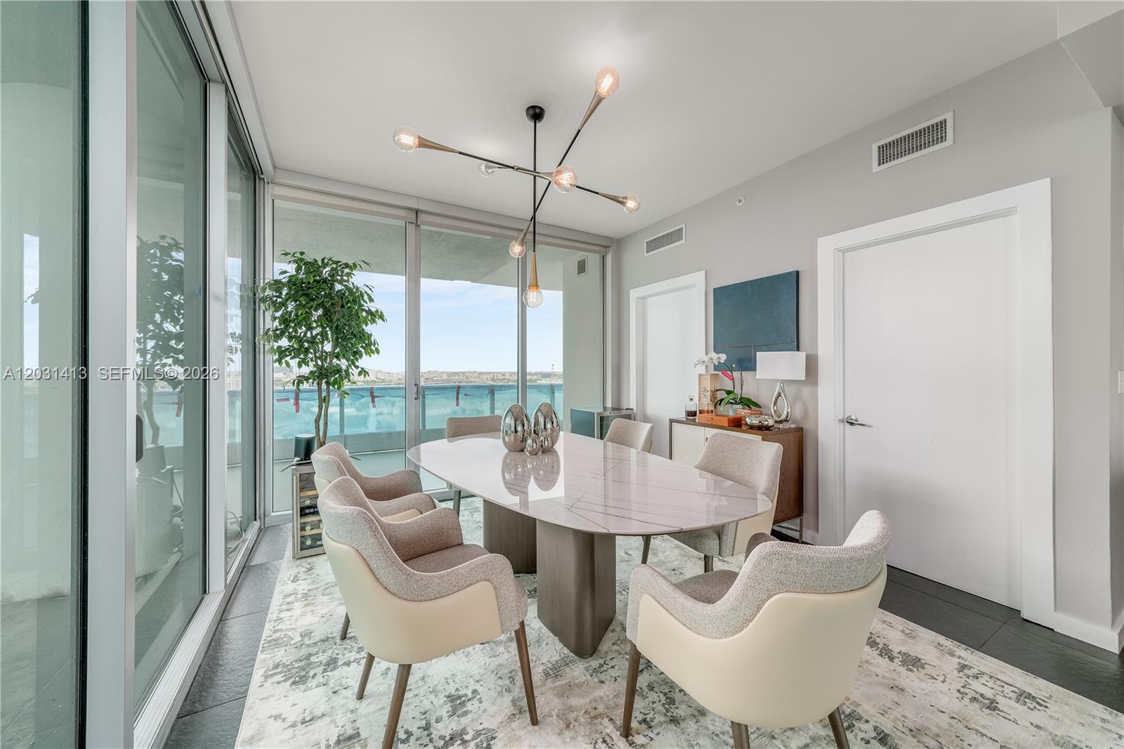 900 Biscayne Blvd # 2101