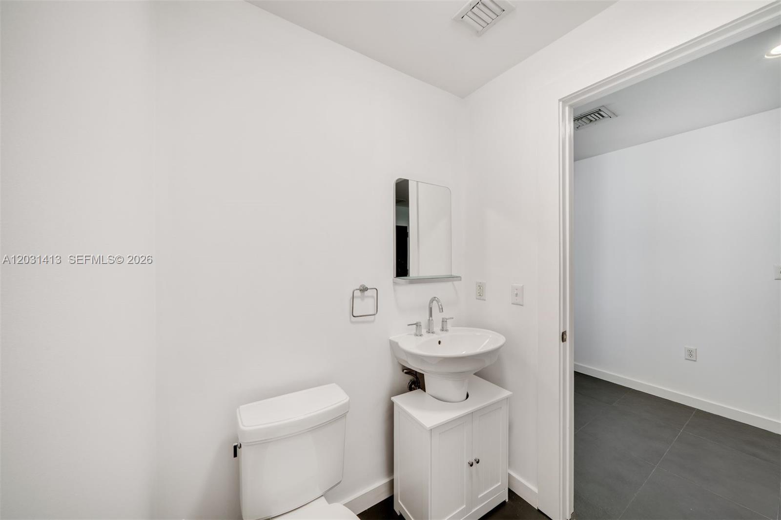 900 Biscayne Bay 2101