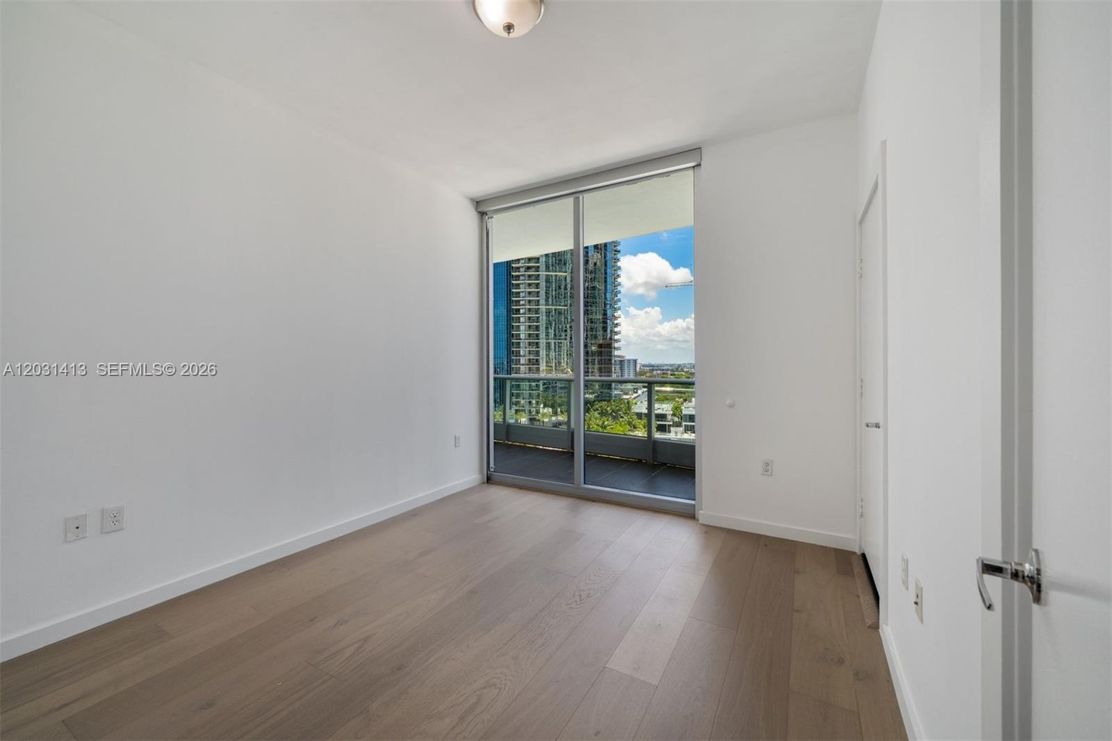 900 Biscayne Bay 2101