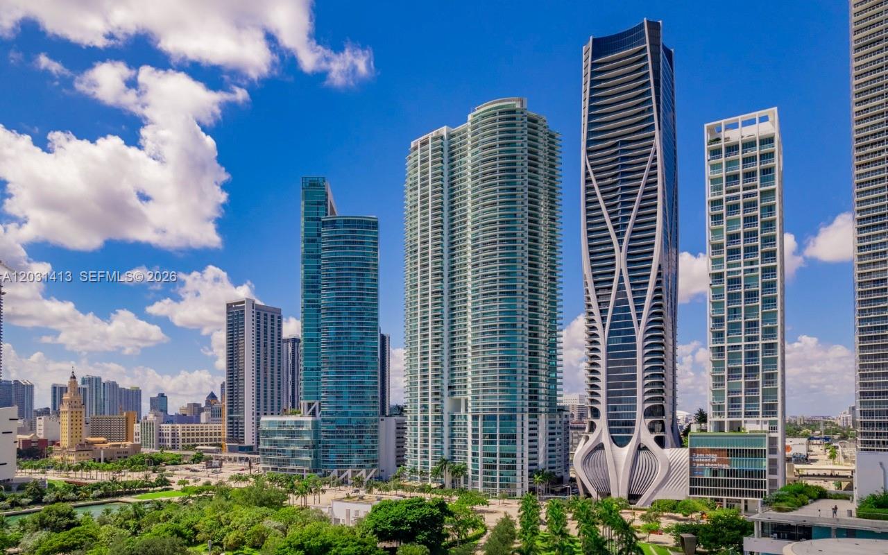 900 Biscayne Bay 2101