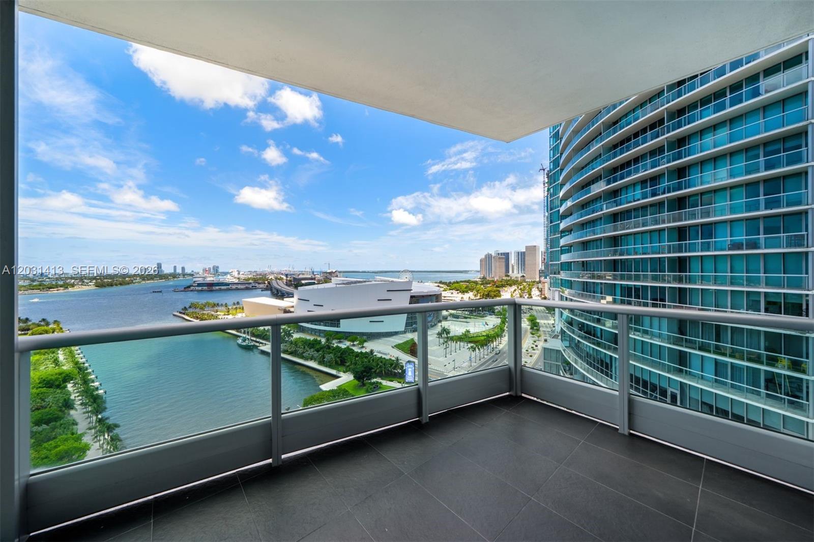 900 Biscayne Bay 2101