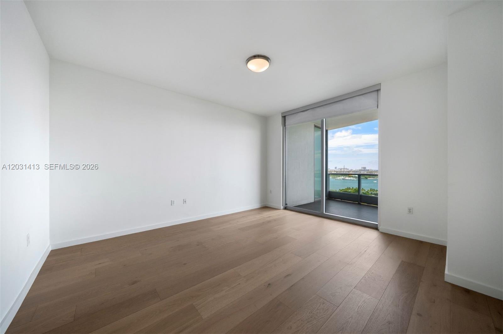 900 Biscayne Bay 2101
