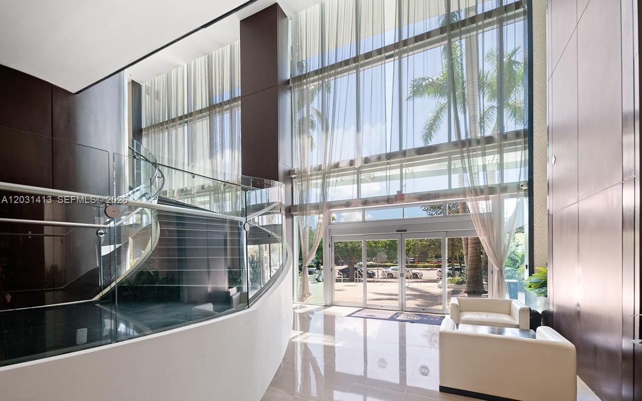 900 Biscayne Bay 2101