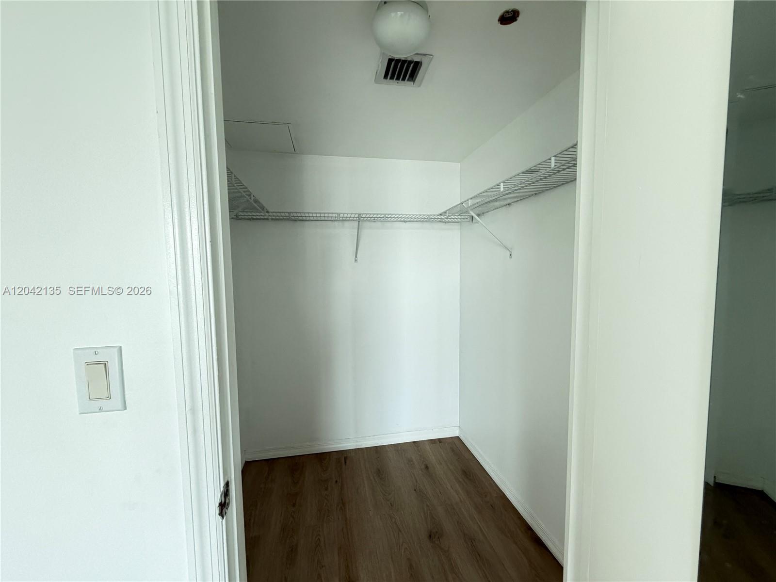 55 SE 6th St # 3900