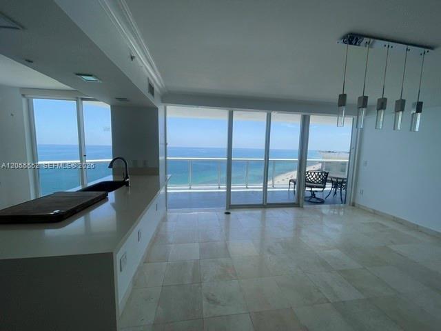6301 Collins Ave # 2402