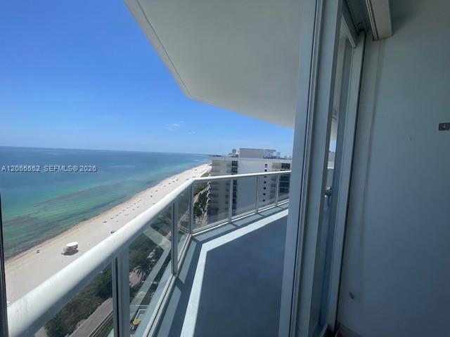 6301 Collins Ave # 2402