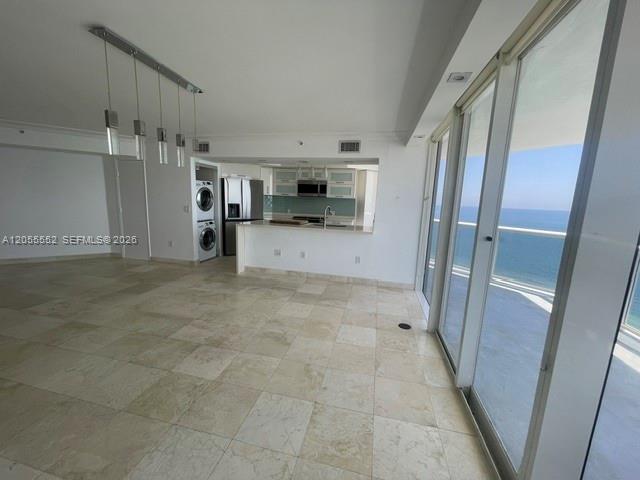 6301 Collins Ave # 2402