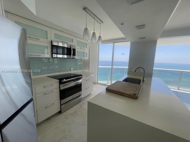 6301 Collins Ave # 2402