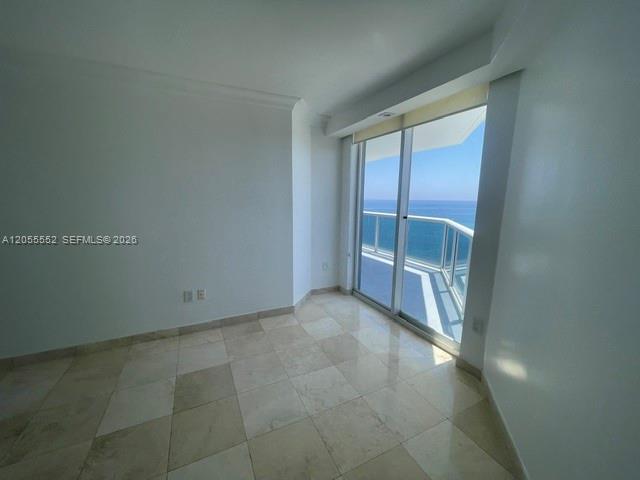 6301 Collins Ave # 2402