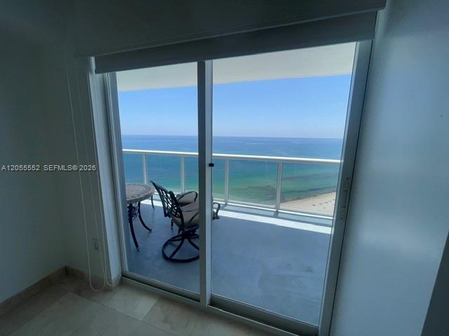 6301 Collins Ave # 2402