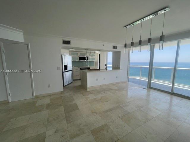 6301 Collins Ave # 2402