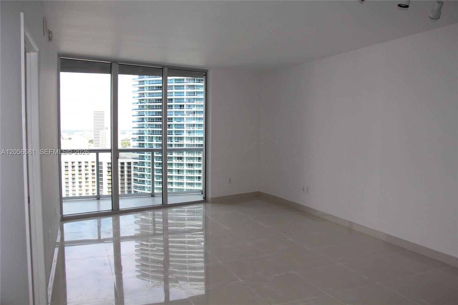 465 BRICKELL AV # 3006