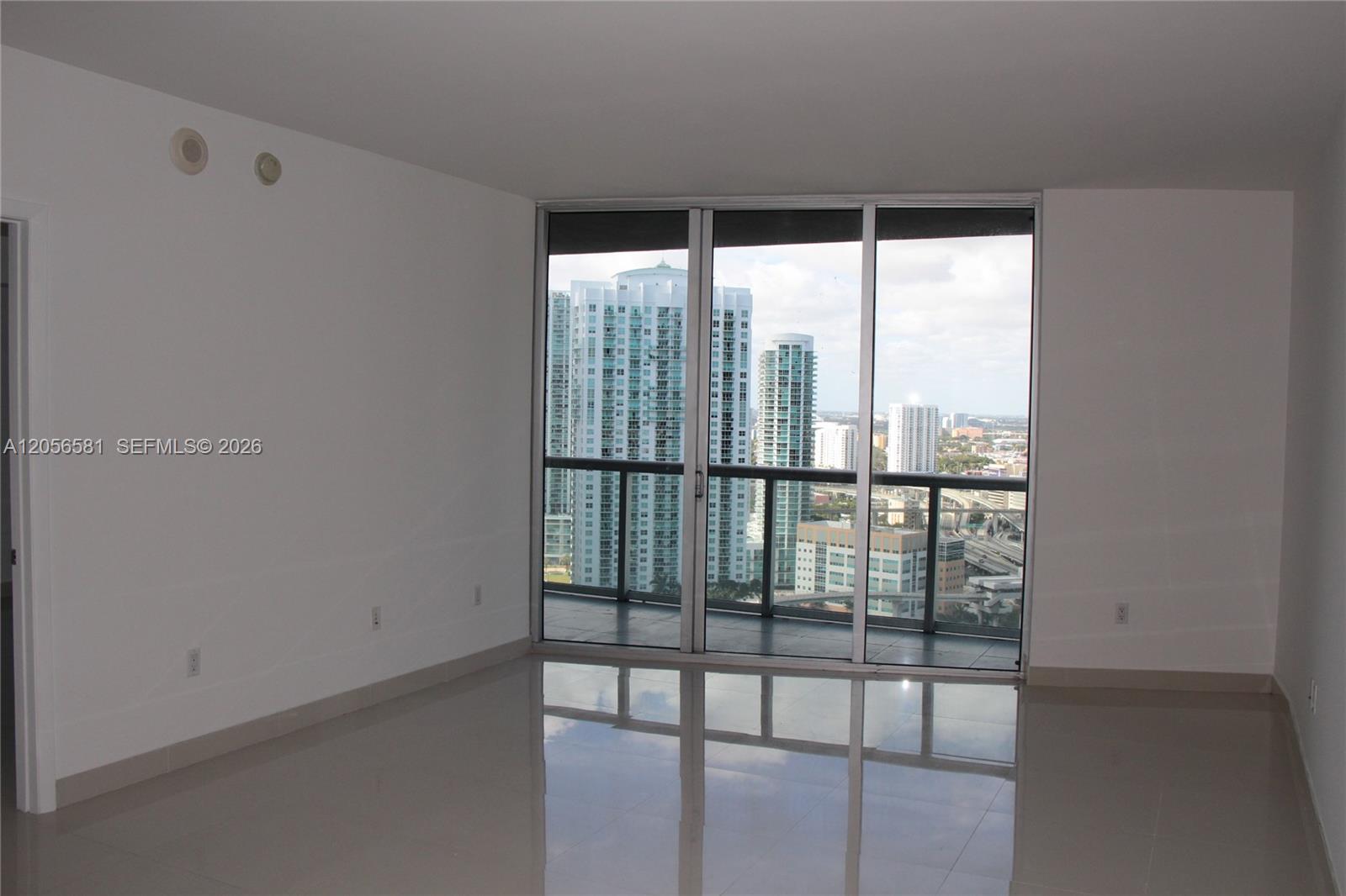 465 BRICKELL AV # 3006