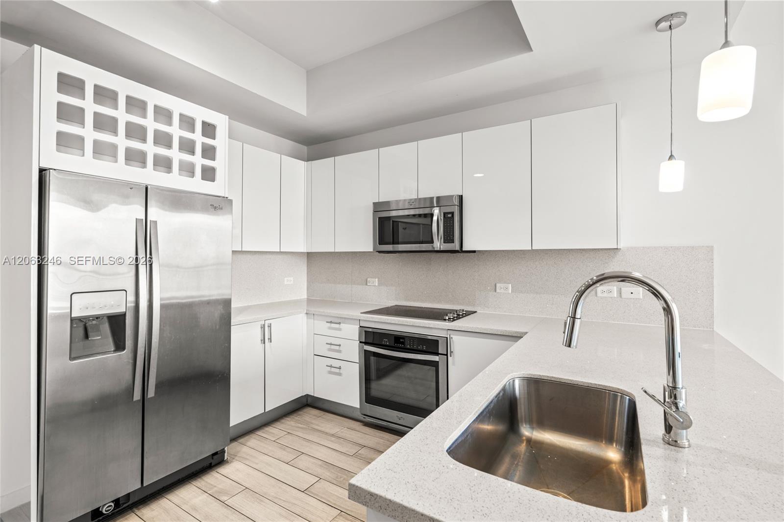 999 SW 1st Ave Unit: PH08