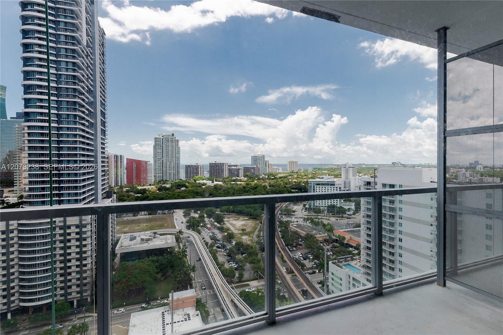 79 SW 12th St Unit: 2602-S