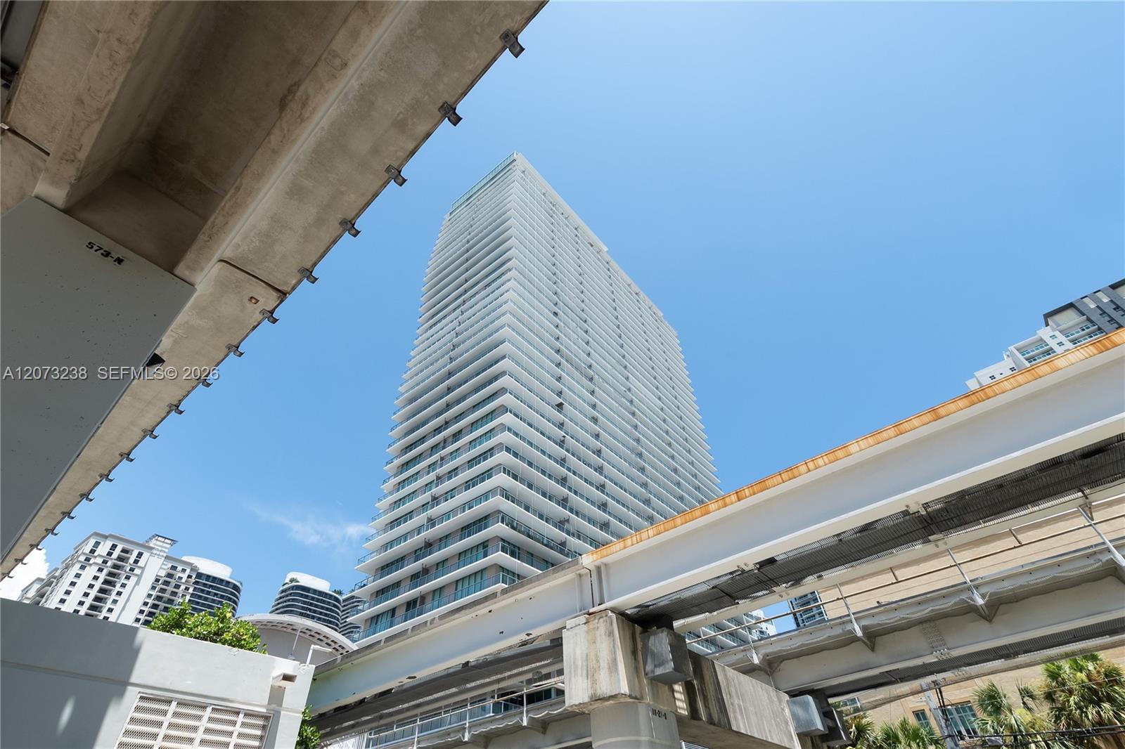 79 SW 12th St Unit: 2602-S