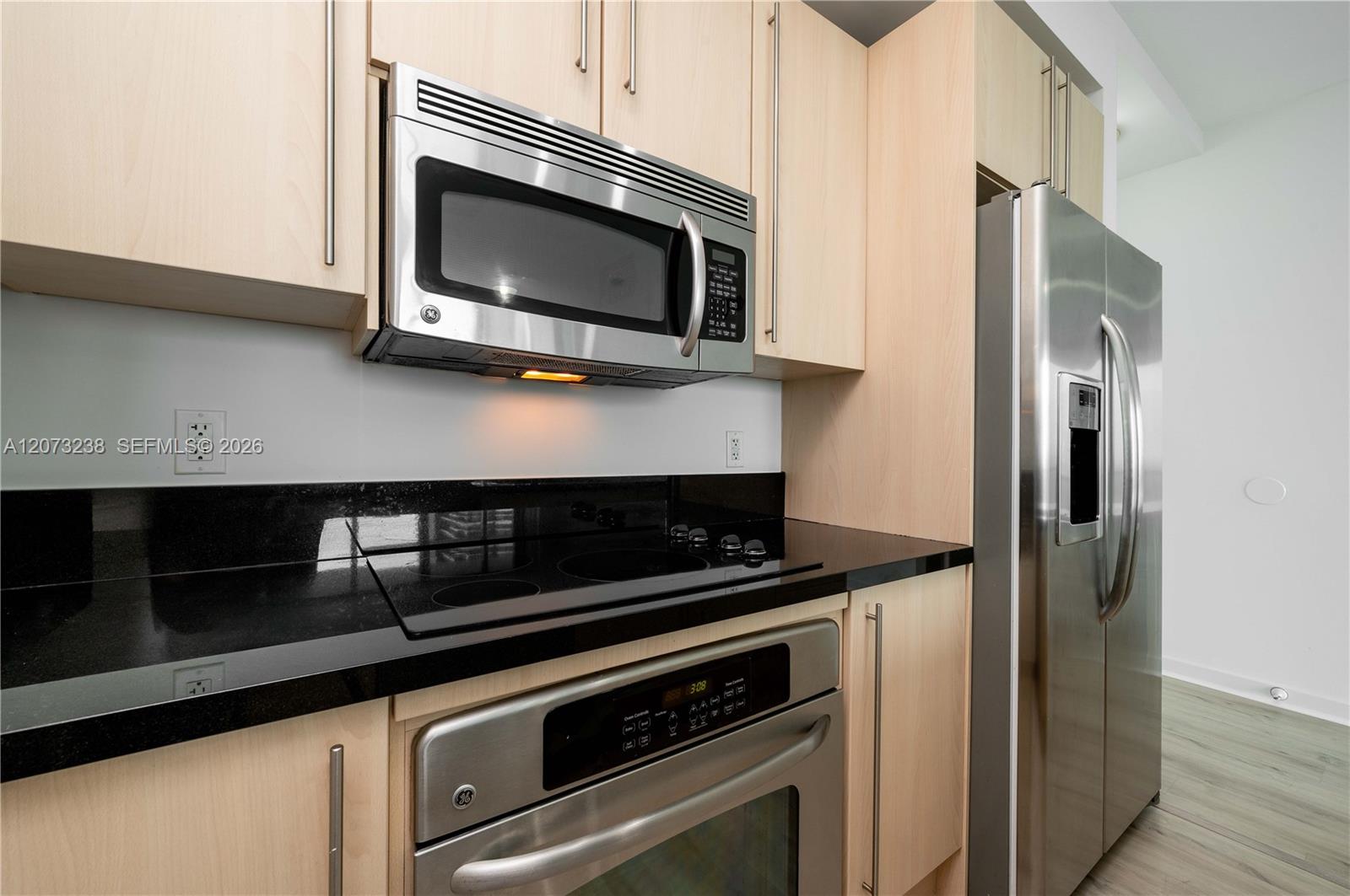 79 SW 12th St Unit: 2602-S
