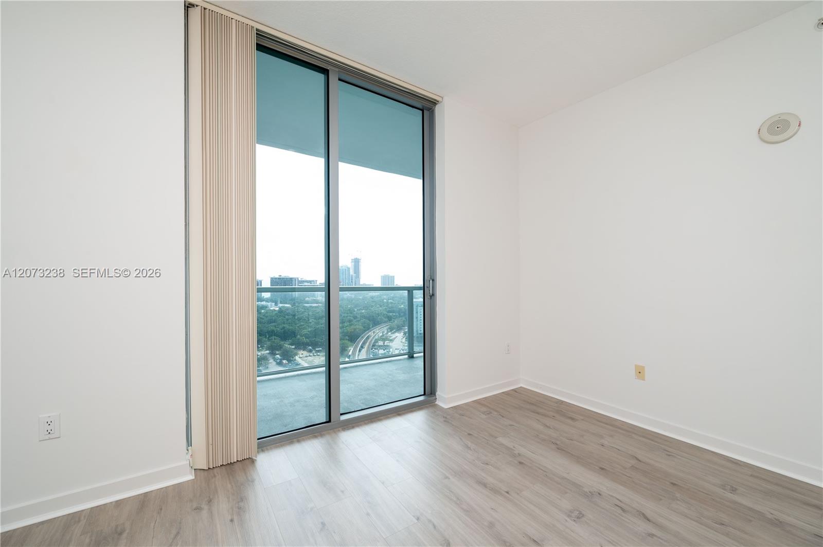 79 SW 12th St Unit: 2602-S